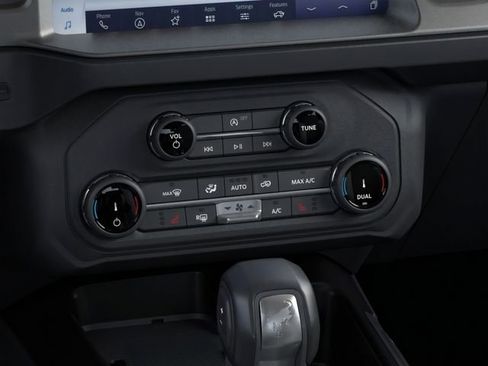 New 2026 Ford Bronco Outer Banks AWD/4WD image 16