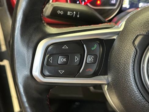 Used 2019 Jeep Wrangler Unlimited Rubicon AWD/4WD image 23