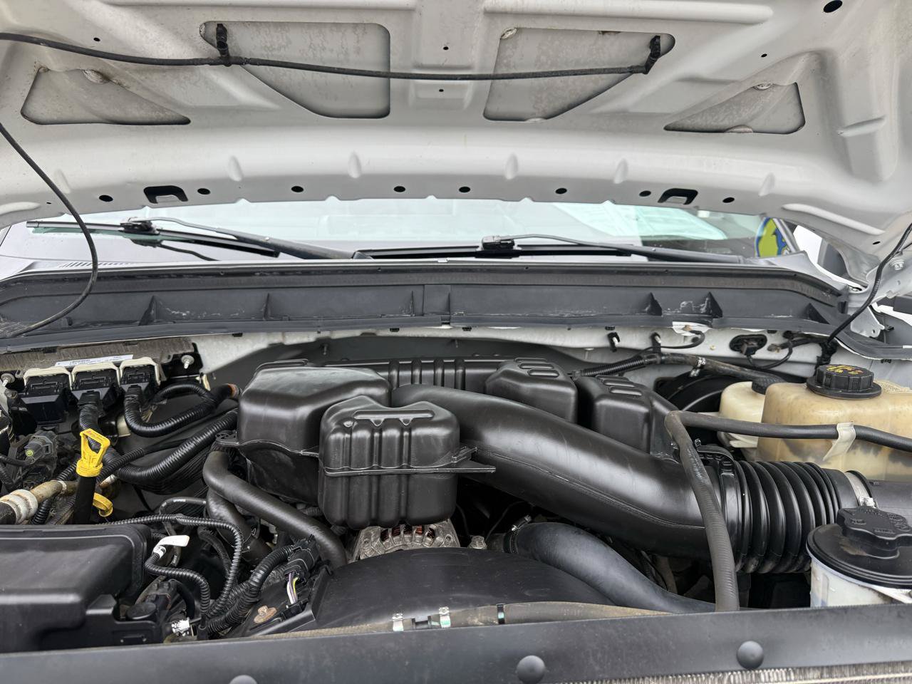 Used 2015 Ford F250 XL w/ Power Equipment Group AWD/4WD image 10
