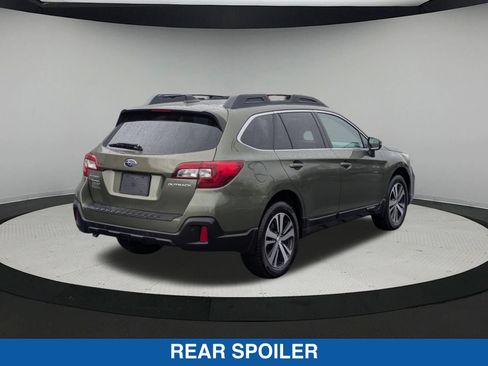 Used 2019 Subaru Outback 2.5i Limited AWD/4WD image 4