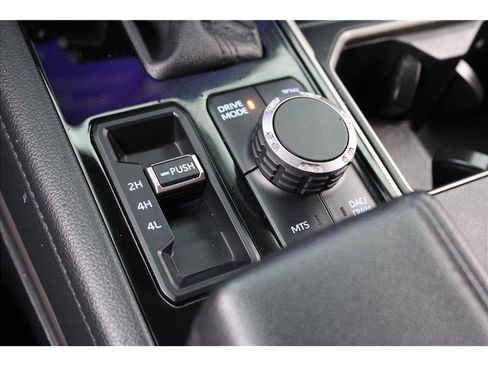 Used 2022 Toyota Tundra Limited w/ TRD Off-Road Package image 29