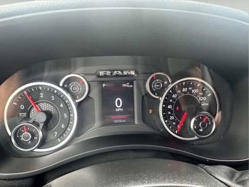 Used 2025 RAM 2500 Big Horn AWD/4WD image 19