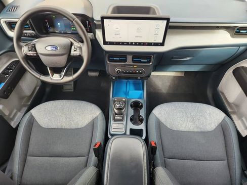 Used 2025 Ford Maverick XLT w/ XLT Luxury Package FWD image 25