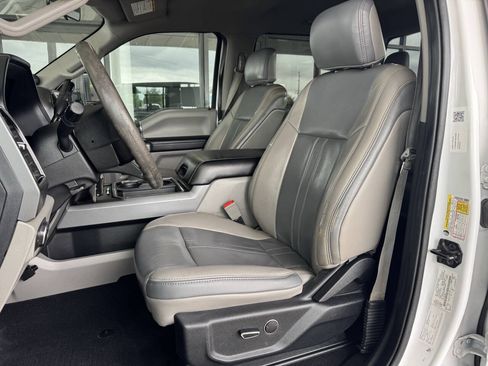 Used 2019 Ford F350 XLT AWD/4WD image 7