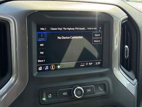 Used 2022 Chevrolet Silverado 1500 Custom RWD image 22