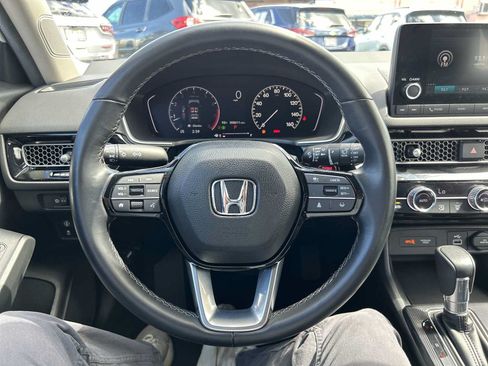 Used 2024 Honda Civic EX-L image 11