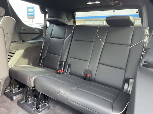 Certified 2023 Cadillac Escalade Premium Luxury image 15