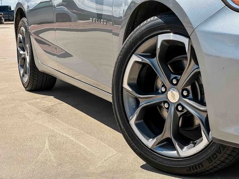 Used 2024 Chevrolet Malibu LT FWD image 12
