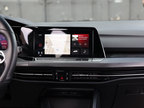 Used 2022 Volkswagen GTI SE FWD image 40
