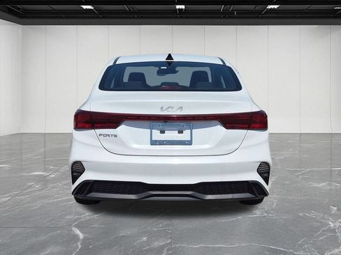 Used 2023 Kia Forte LXS FWD image 4