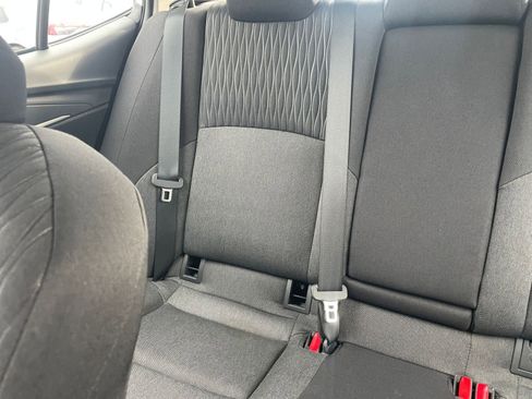 Used 2025 Toyota Camry LE image 39