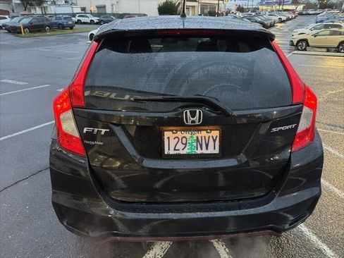 Used 2018 Honda Fit Sport image 7