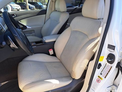 Used 2013 Lexus IS 250 w/ Premium Pkg Value Edition RWD image 14