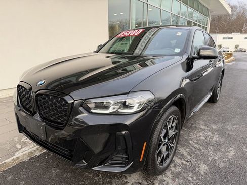 Used 2023 BMW X5 xDrive40i w/ Premium Package image 3