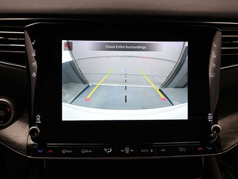 Used 2023 Jeep Wagoneer L Series III w/ Preferred Equipment Group image 15