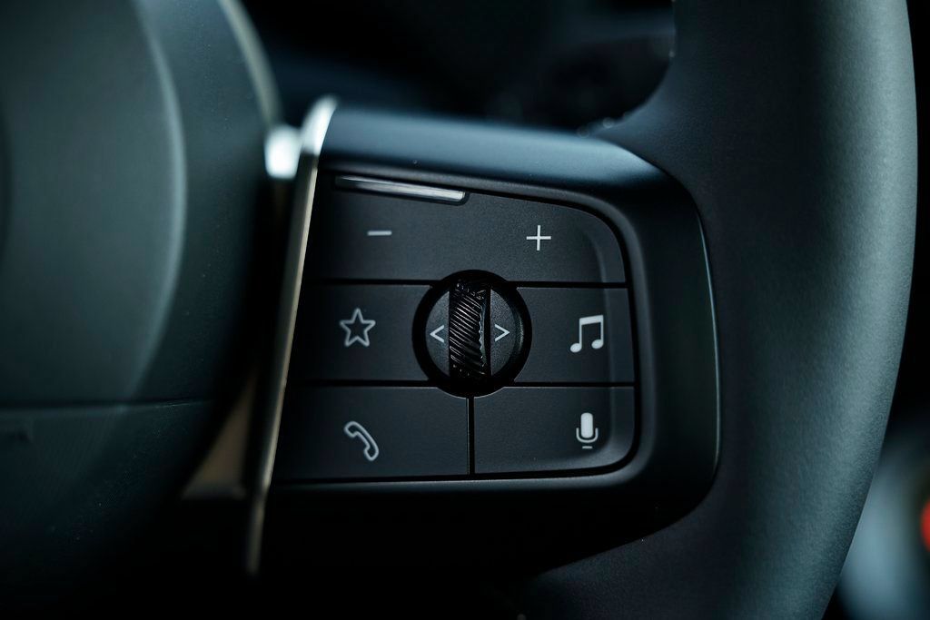 New 2026 MINI Cooper 2-Door Hardtop FWD image 32