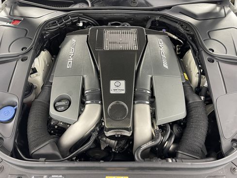 Used 2015 Mercedes-Benz S 63 AMG 4MATIC Coupe image 34