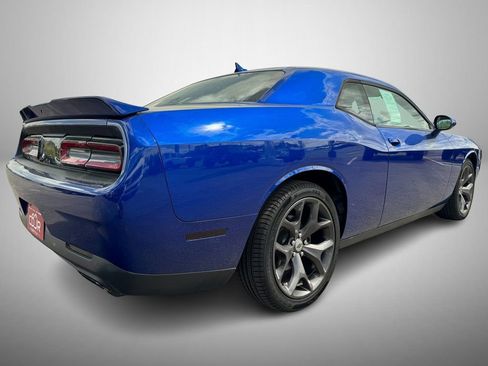 Used 2018 Dodge Challenger SXT Plus image 3