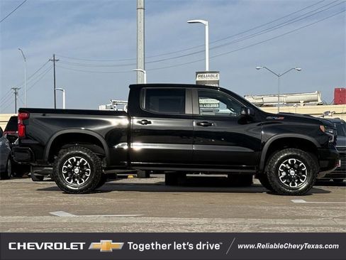 Certified 2025 Chevrolet Silverado 1500 ZR2 w/ Technology Package image 5