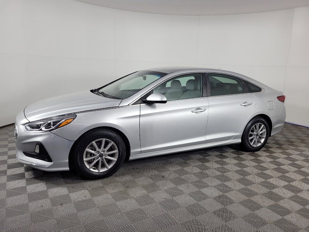 Used 2019 Hyundai Sonata SE FWD image 2