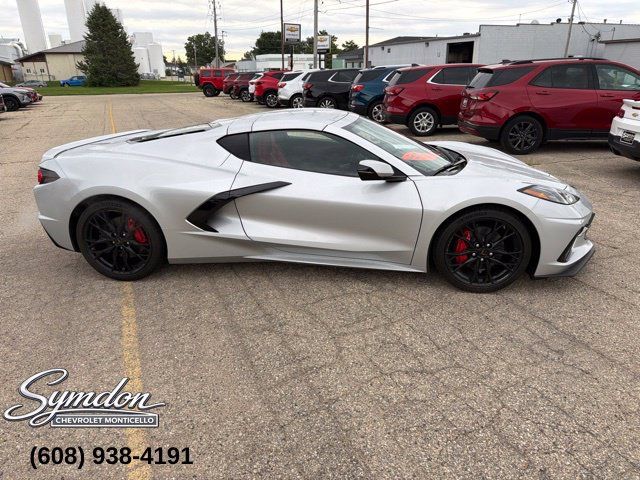 Used 2026 Chevrolet Corvette Stingray Coupe w/ 1LT RWD image 3