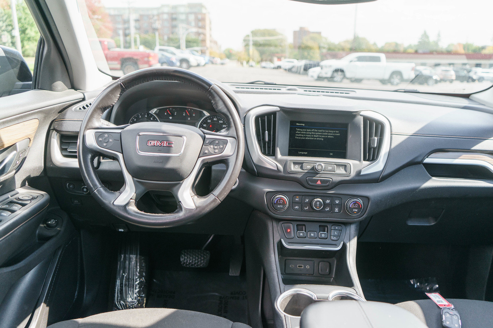 Used 2019 GMC Terrain SLE w/ Driver Convenience Package AWD/4WD image 12