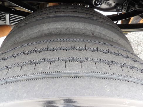 Used 2015 Ford F550 2WD Regular Cab Super Duty w/ Power Equipment Group image 62