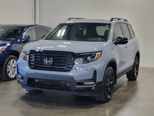Certified 2025 Honda Passport Black Edition image 2
