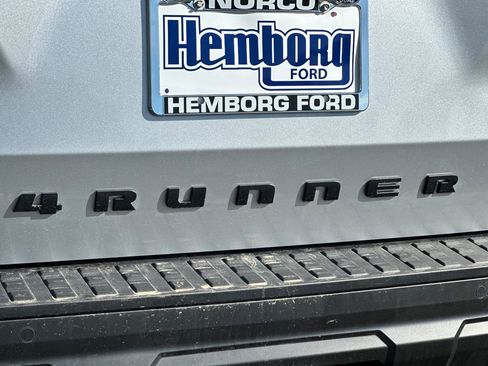 Used 2025 Toyota 4Runner TRD Off-Road image 26