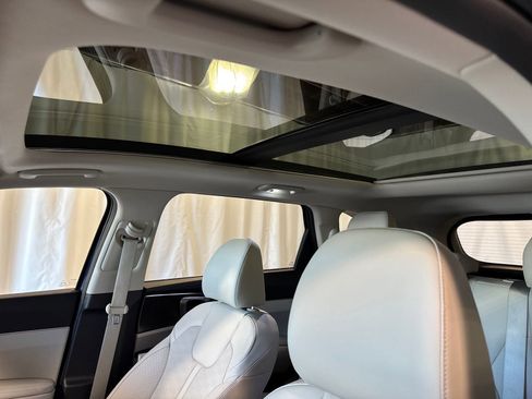 New 2026 Kia Sorento S w/ S Panoramic Sunroof Package FWD image 27