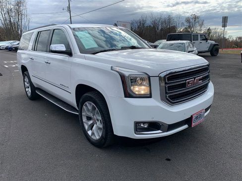 Used 2015 GMC Yukon XL SLE w/ Convenience Package image 2