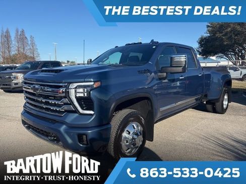 Used 2024 Chevrolet Silverado 3500 High Country w/ High Country Premium Package image 1