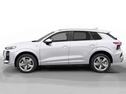 New 2026 Audi Q3 quattro 2.0T AWD/4WD image 3