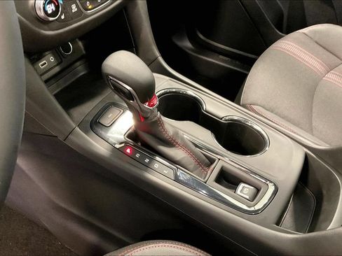 Used 2023 Chevrolet Equinox RS AWD/4WD image 19
