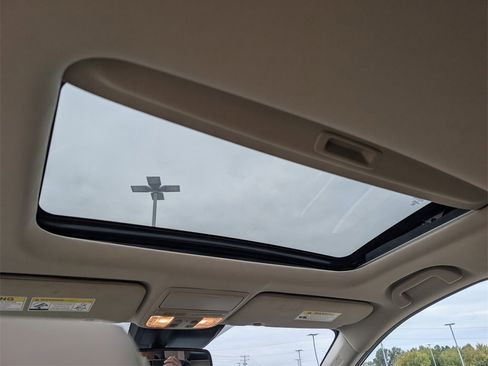 Certified 2022 Honda CR-V Touring image 28