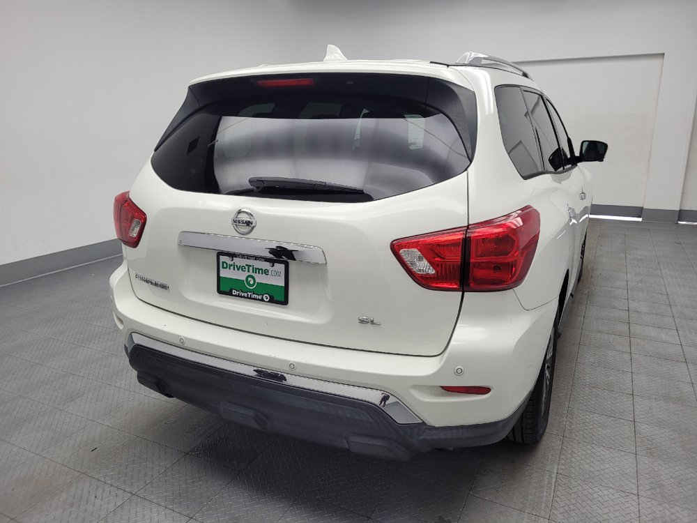 Used 2019 Nissan Pathfinder SL FWD image 7