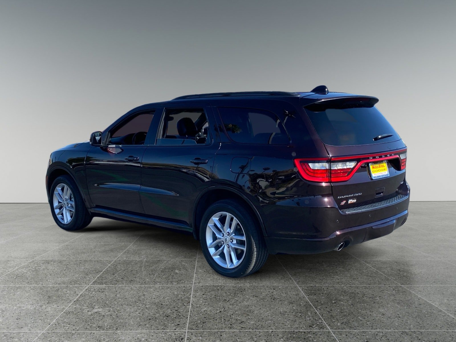 Used 2025 Dodge Durango GT AWD/4WD image 3