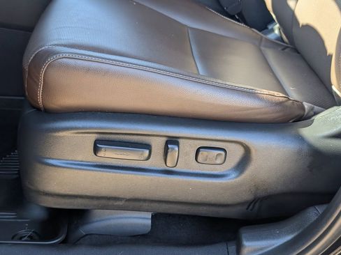 Certified 2025 Honda Ridgeline RTL image 12