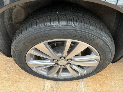 Certified 2023 Cadillac XT6 Premium Luxury w/ Platinum Package AWD/4WD image 5