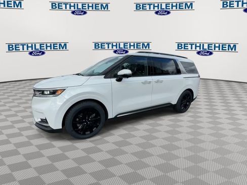 Used 2023 Kia Carnival SX Prestige image 4