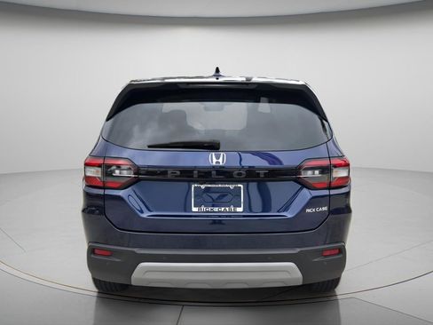 Used 2024 Honda Pilot EX-L image 6