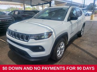 Used 2025 Jeep Compass Latitude w/ Sun & Sound Group AWD/4WD video 1