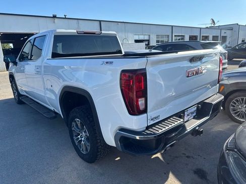 Used 2023 GMC Sierra 1500 SLE w/ X31 Off-Road Package AWD/4WD image 4