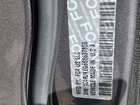 Used 2025 Jeep Grand Cherokee L Summit w/ Obsidian Package AWD/4WD image 29