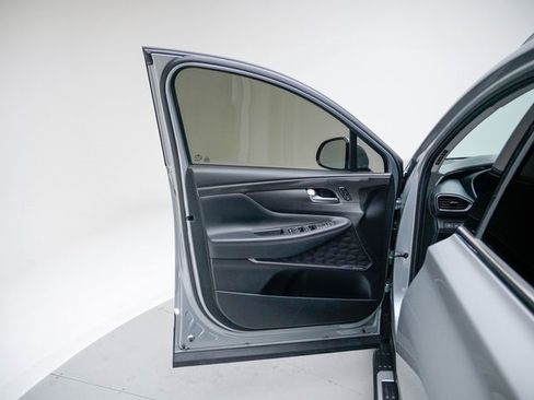 Used 2023 Hyundai Santa Fe Limited w/ Cargo Package image 17