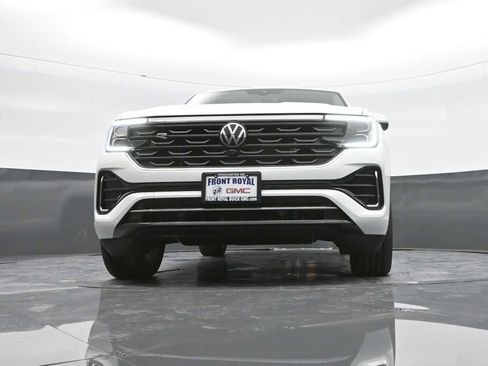 Used 2025 Volkswagen Atlas SEL Premium R-Line image 77