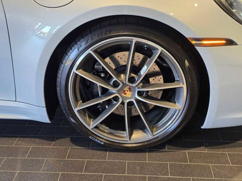 Used 2024 Porsche 911 Carrera 4S w/ Sport Package AWD/4WD image 11