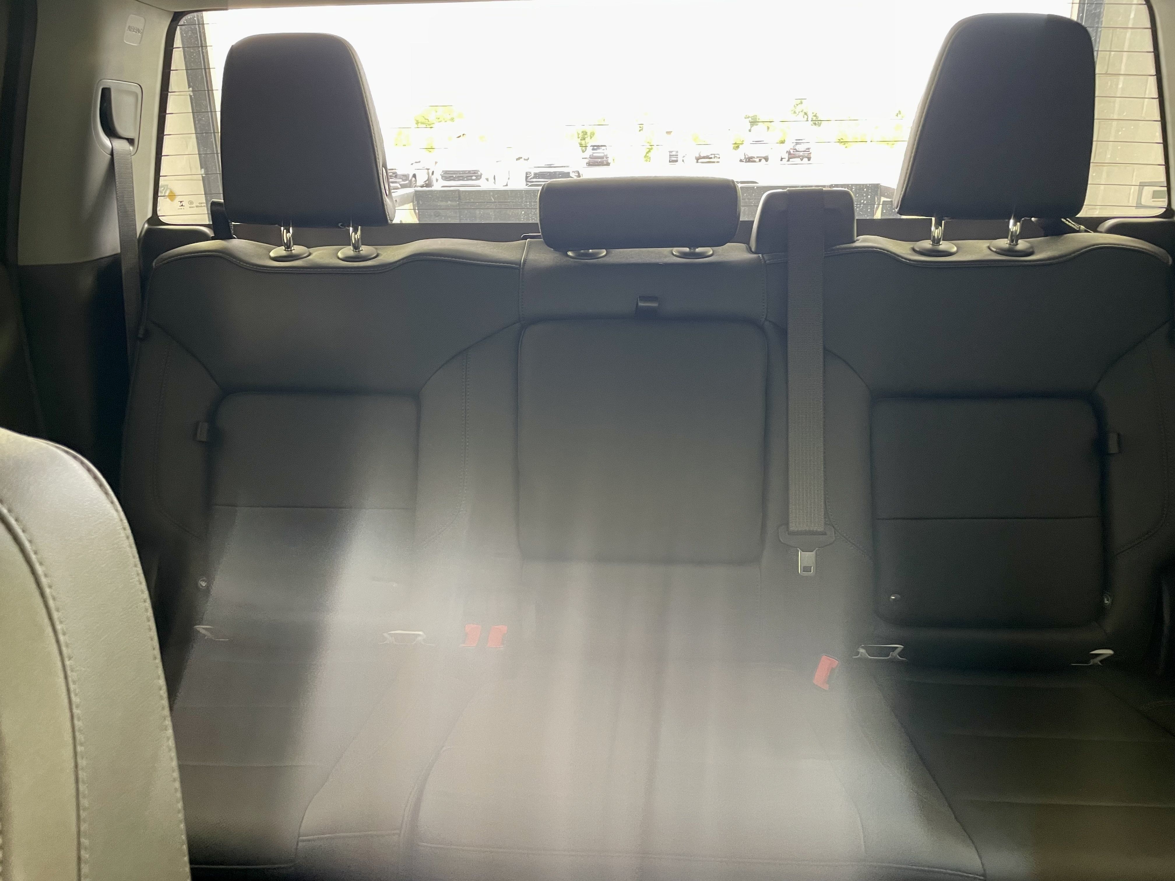 Used 2025 Chevrolet Silverado 1500 LTZ AWD/4WD image 19