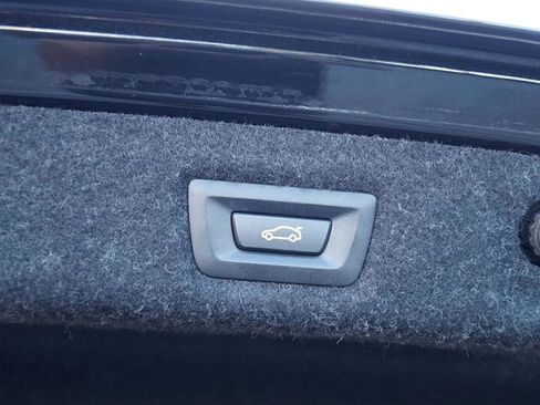 Used 2018 BMW 530i image 25