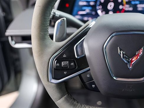 Certified 2023 Chevrolet Corvette Stingray Preferred Conv w/ Z51 Performance Package image 17